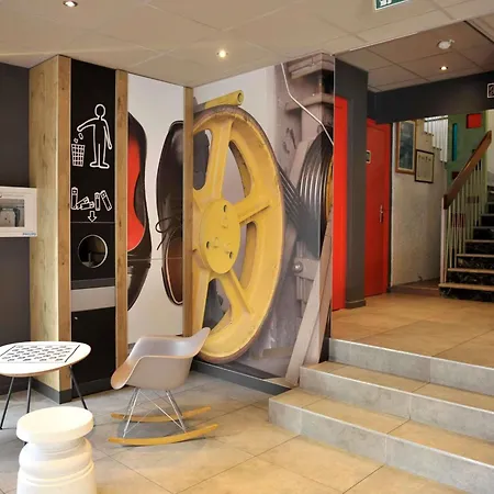 Hotel Ibis Centre 3*