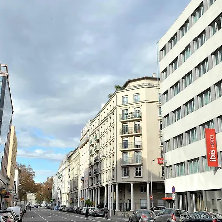 Ibis Centre