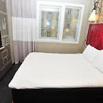 Ibis Centre Hotel 3*