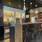 מלון Ibis Centre 3*
