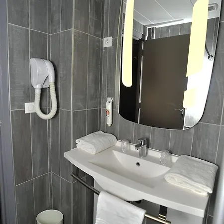 Hotel Ibis Centre 3*