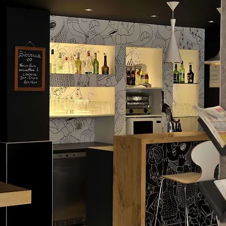 Ibis Centre 3*
